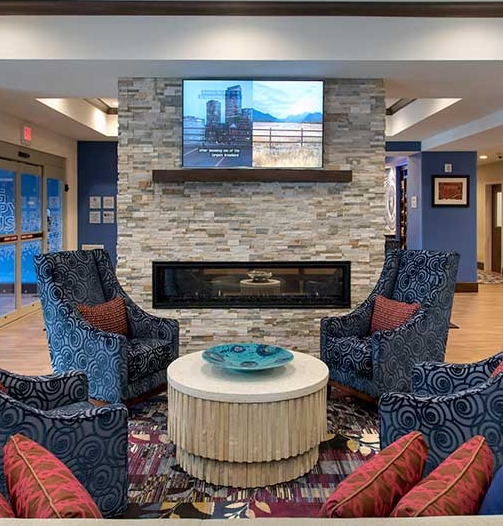 Blending in with the Crowd – New Paltz, NY hotel features a personality that matches the character of the town